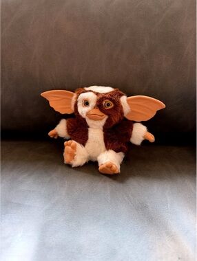 NECA Gremlins Gizmo Plush Doll 7” Warner Bros 1984 Movie Mogwai Brown White